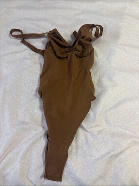 SKIMS Brown Scoop Neck Bodysuit